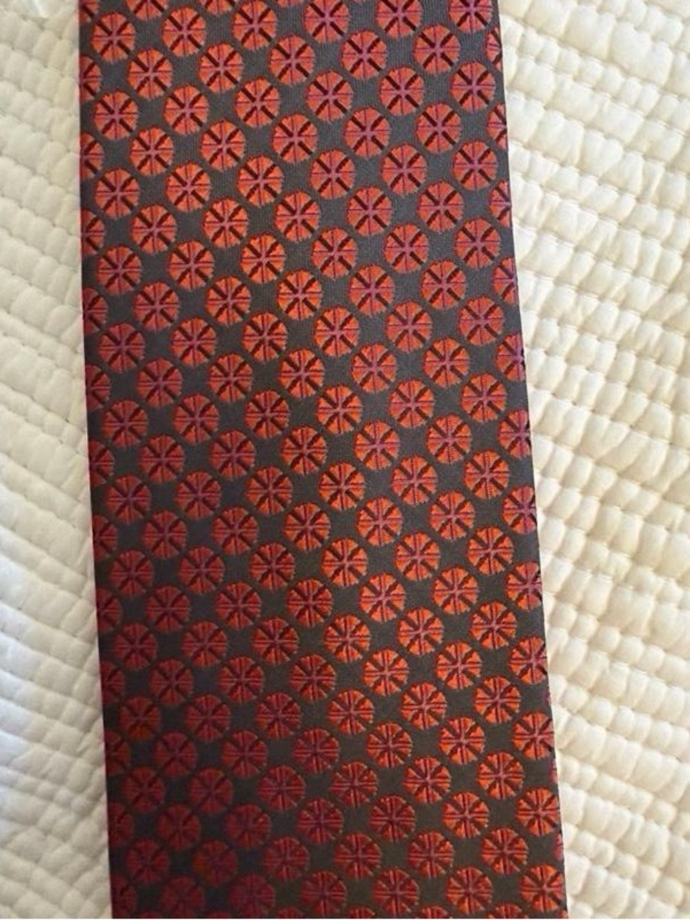 COOGI Red/Purple Medallion Micro-Pattern Tie & Diagonal Stripe Pattern Tie (2) - Picture 3 of 9